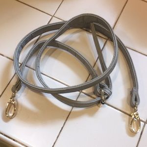Light grey bag strap 46”
